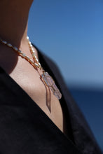 Load image into Gallery viewer, Γιλέκο με vintage κουμπιά