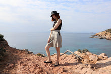 Load image into Gallery viewer, Antisamos shorts in Grey