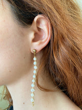 Load image into Gallery viewer, Lora earrings
