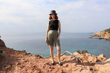 Load image into Gallery viewer, Antisamos shorts in Lavish Green
